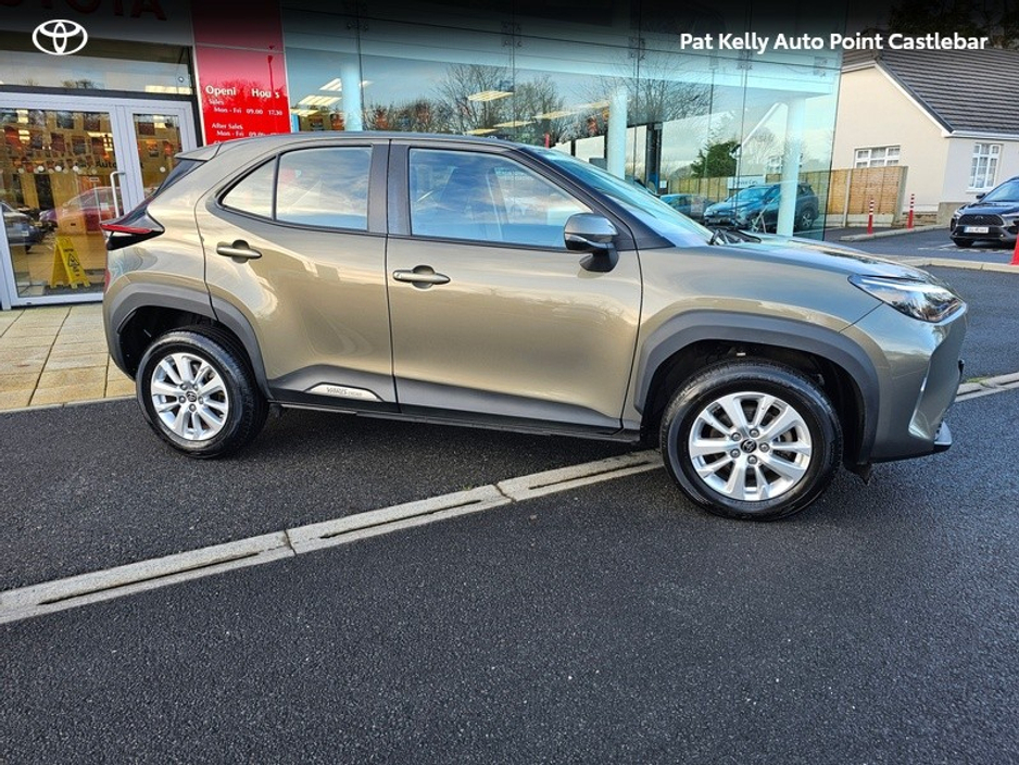 2023 Toyota Yaris Cross YARIS CROSS LUNA €27,900