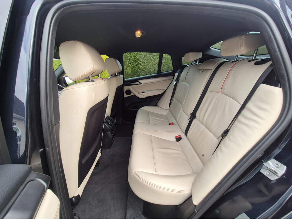 2016 BMW X4 - image 10