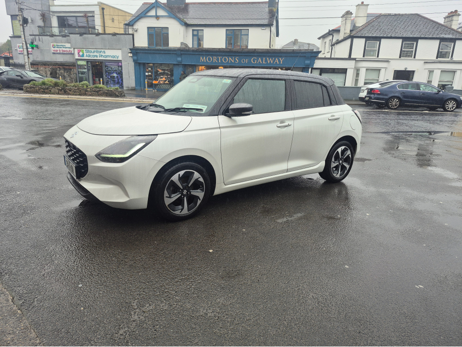 2025 Suzuki Swift - image 4