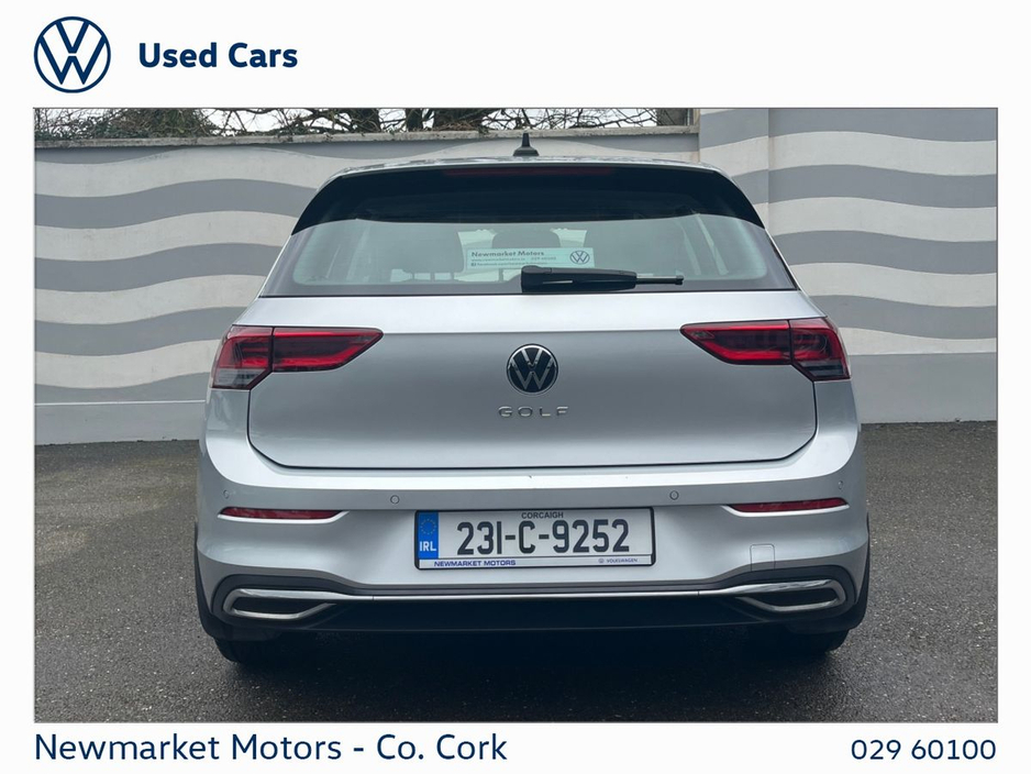 2023 Volkswagen Golf - image 14
