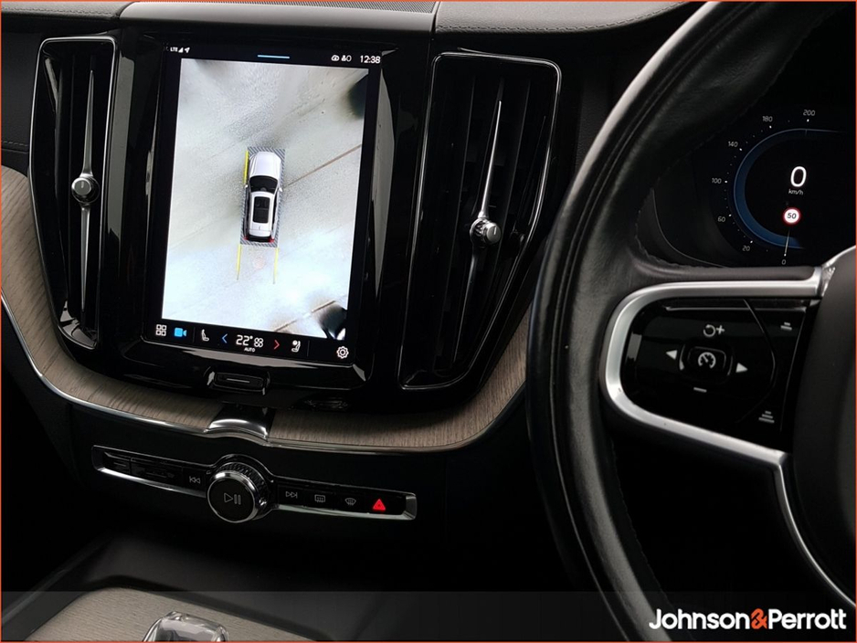 2022 Volvo XC60 T6 350bhp AWD PHEV Inscription (Twe Year Selekt Warranty + Two Year Service Plan) €48,900