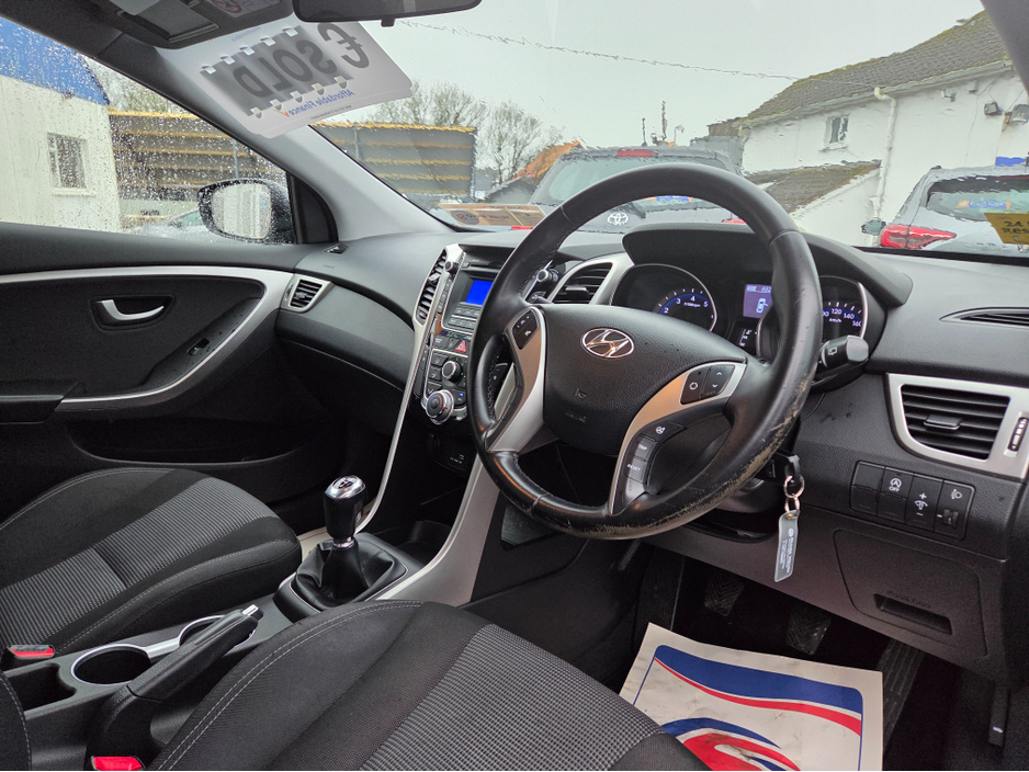 2015 Hyundai i30 - image 15