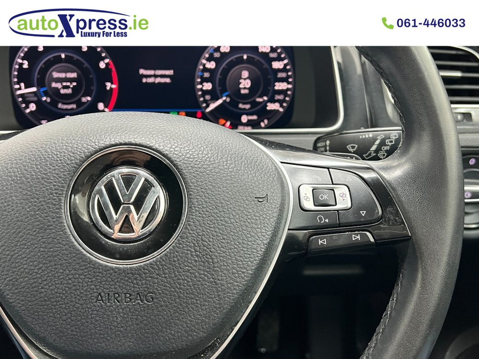 2017 Volkswagen Golf - image 27