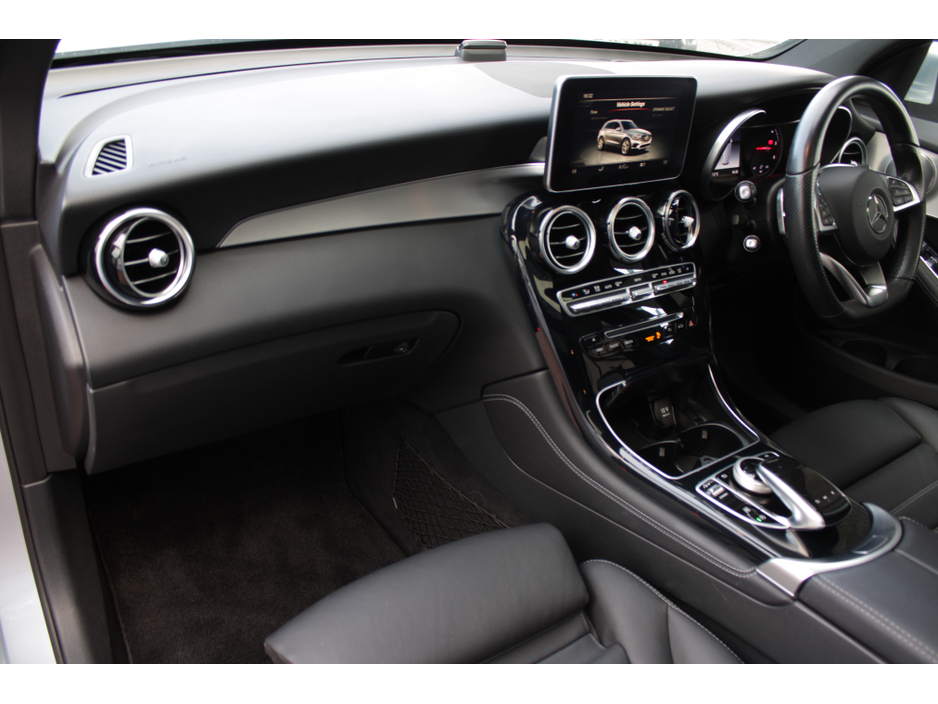 2019 Mercedes-Benz GLC Class GLC220D 4MATIC AMG SPORT 5DR ESTATE AUTOMATIC // AS NEW CONDITION THROUGHOUT // BUY WITH CONFIDENCE AA AND SIMI APPROVED DEALER 2026 // FINANCE ARRANGED // ALL TRADE INS WELCOME // €29,950