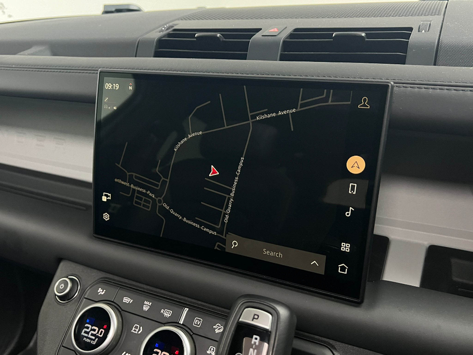 2024 Land Rover Defender HSE X-DYNAMIC P400E €87,990