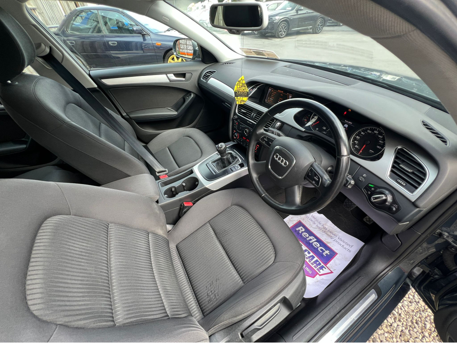 2010 Audi A4 - image 9