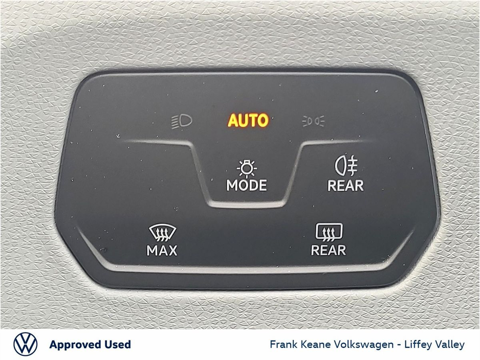 2022 Volkswagen ID.3 58KWH LIFE DX 204HP *REAR VIEW CAMERA* *PRIVACY GLASS* *18" ALLOYS* *HEATED SEATS* *CARPLAY / ANDROID AUTO* *BATTERY CERTIFIED* *PCP FINANCE AVAILABLE* €22,995