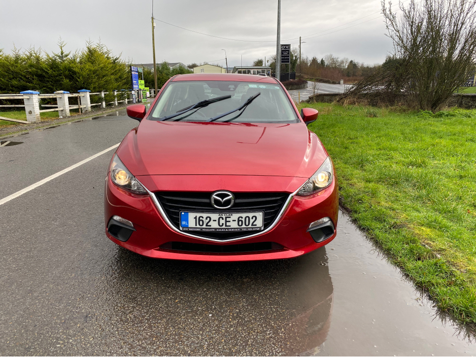 2016 Mazda Mazda3 1.5 D 105PS EXECUTIVE IPM 4 4DR €10,500