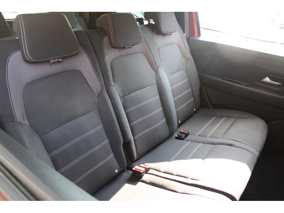 2022 Dacia Jogger - image 9