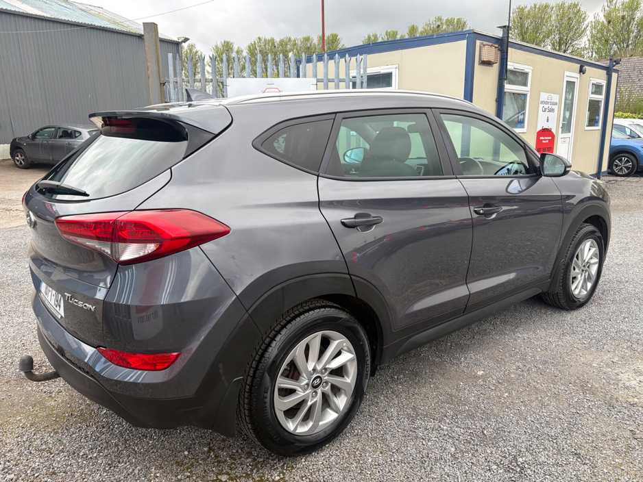 2018 Hyundai Tucson - image 3