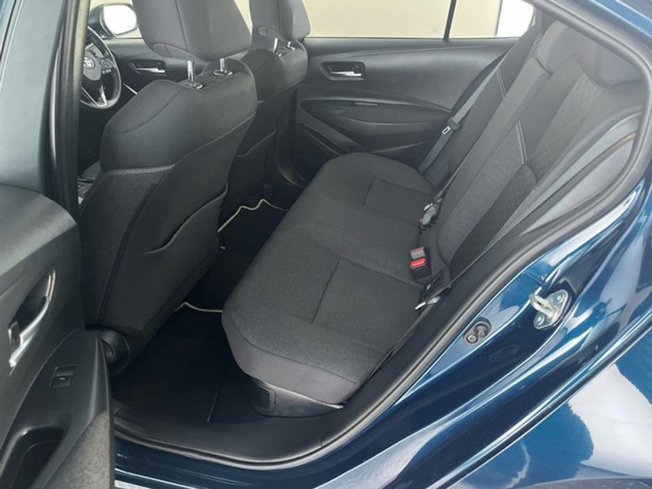 2024 Toyota Corolla LUNA SALOON Hybrid €28,950