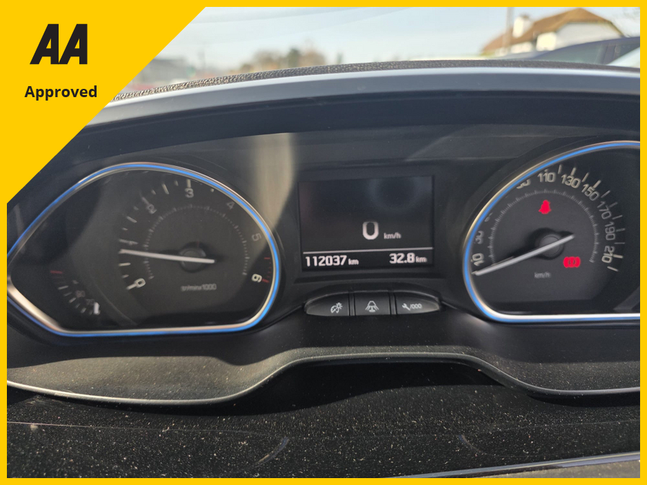 2017 Peugeot 2008 - image 25