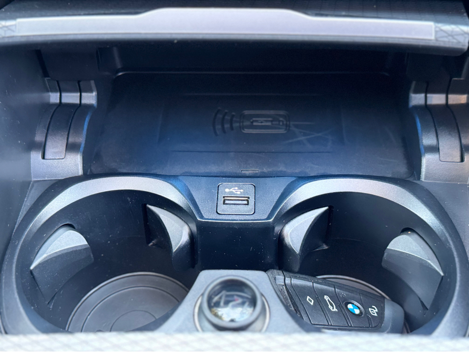 2024 BMW 3 Series - image 16