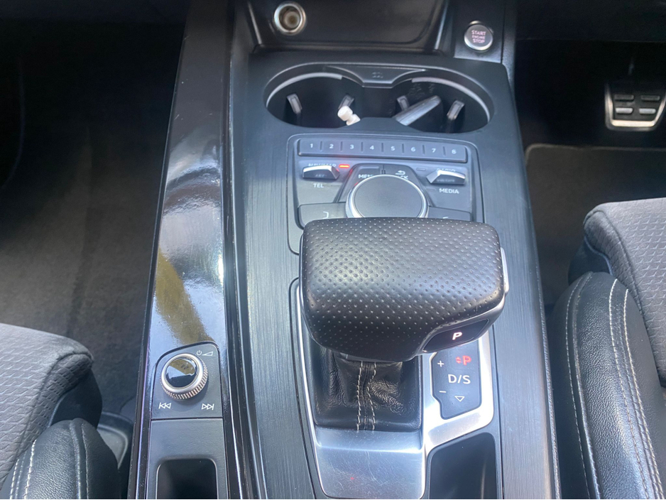 2016 Audi A4 - image 15