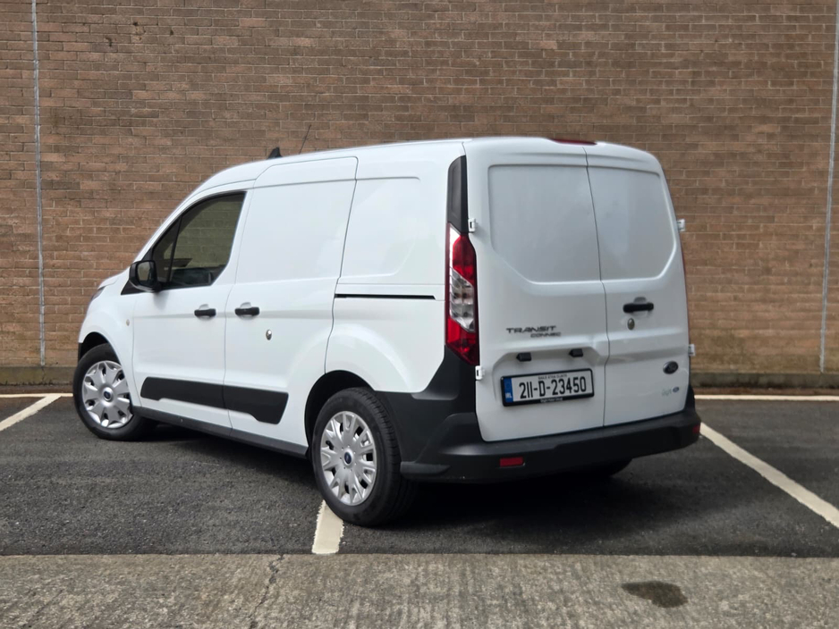2021 Ford Transit Connect - image 23