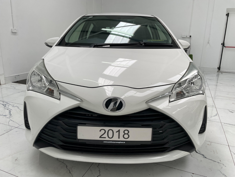 2018 Toyota Yaris - image 8