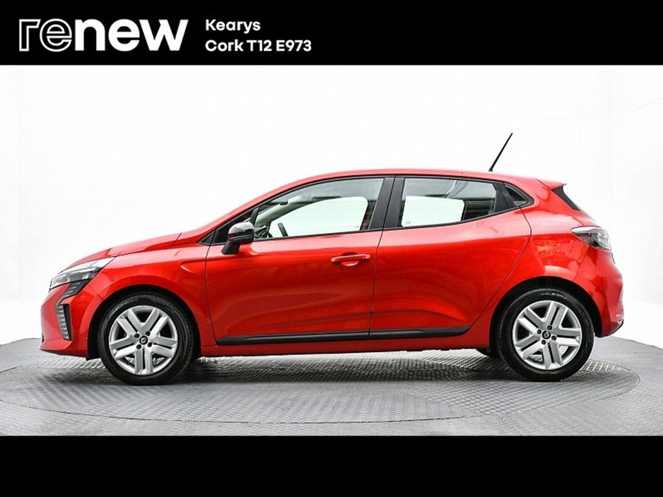 2025 Renault Clio - image 7