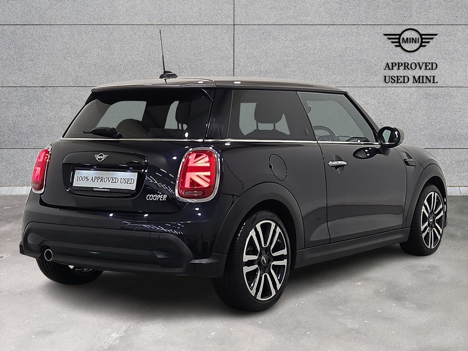 2023 MINI Hatch 3-Door Cooper Exclusive €30,950