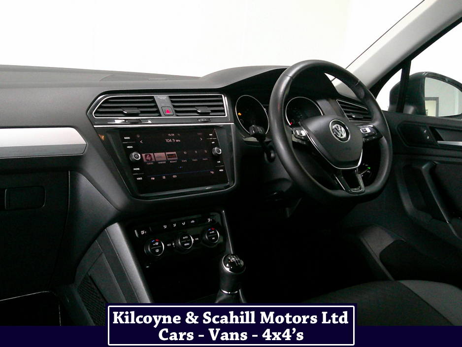 2019 Volkswagen Tiguan - image 18