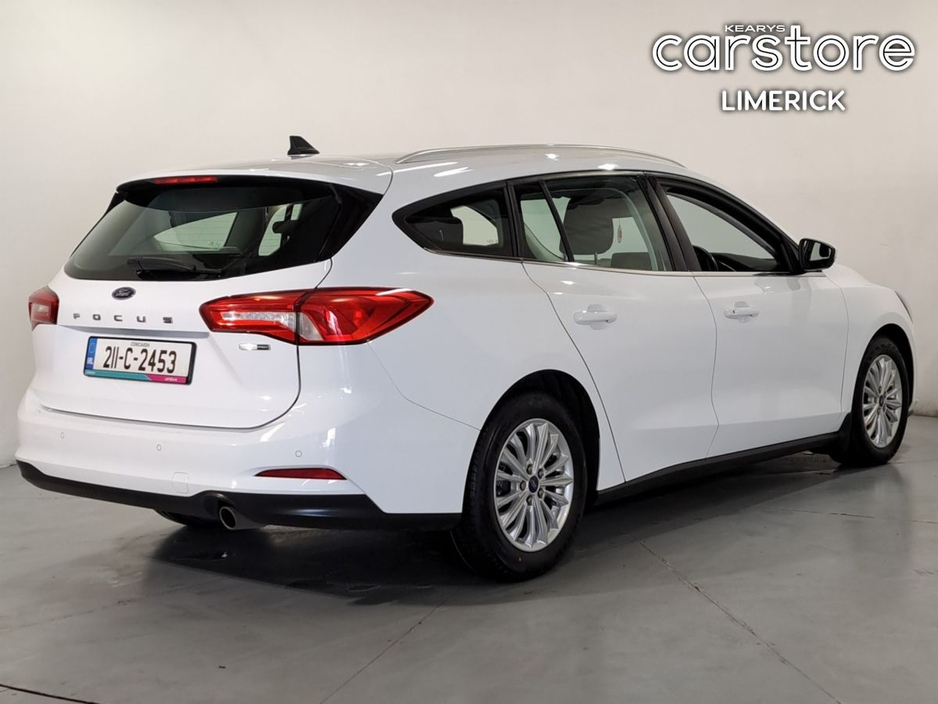 2021 Ford Focus - image 3