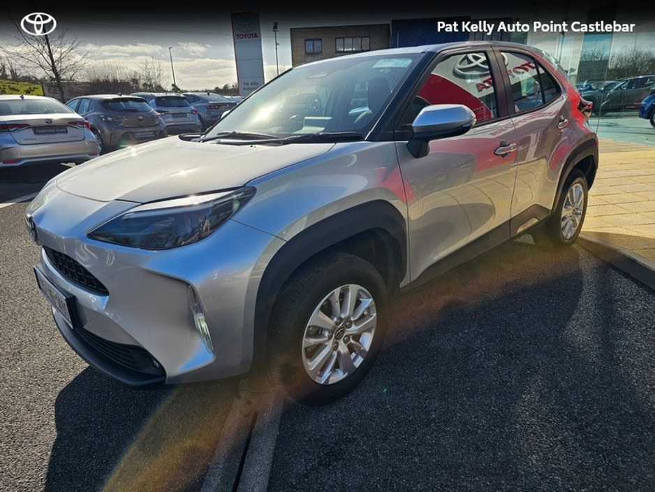 2025 Toyota Yaris Cross - image 20