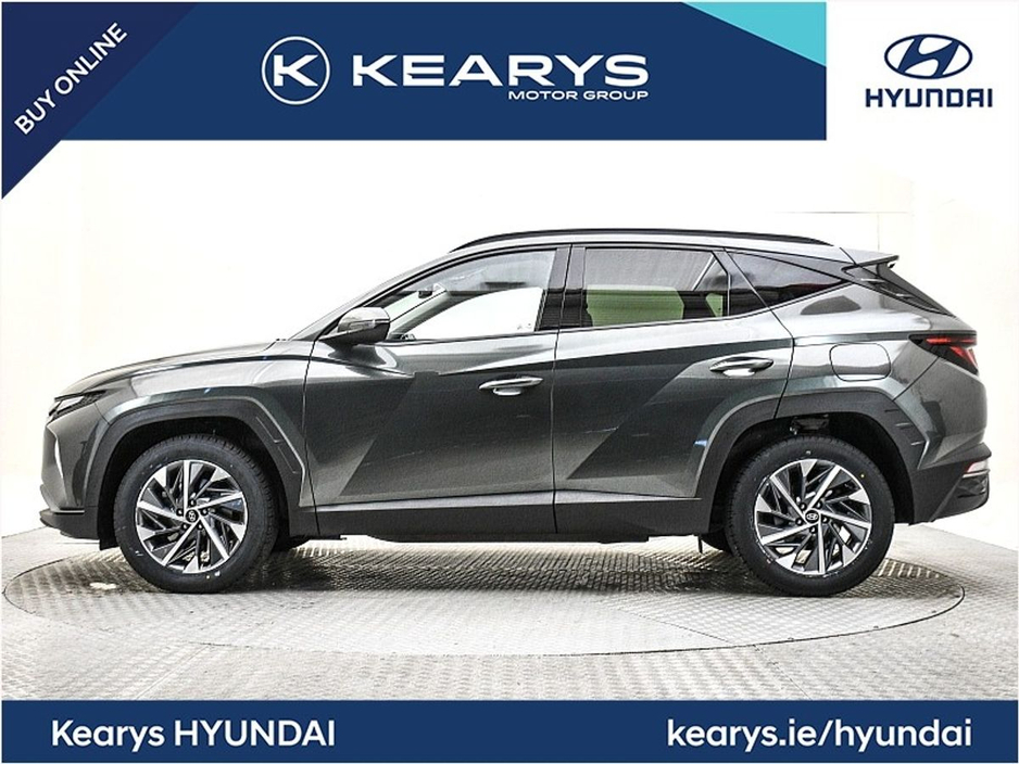 2022 Hyundai Tucson - image 3