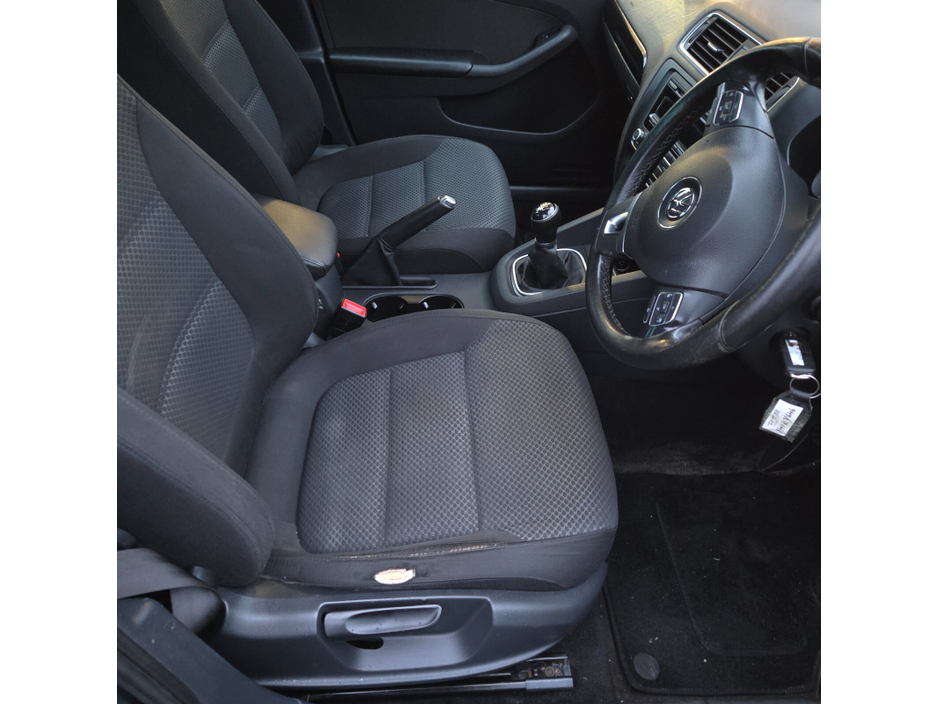 2014 Volkswagen Jetta 1.6 TDI COMFORTLINE €9,495