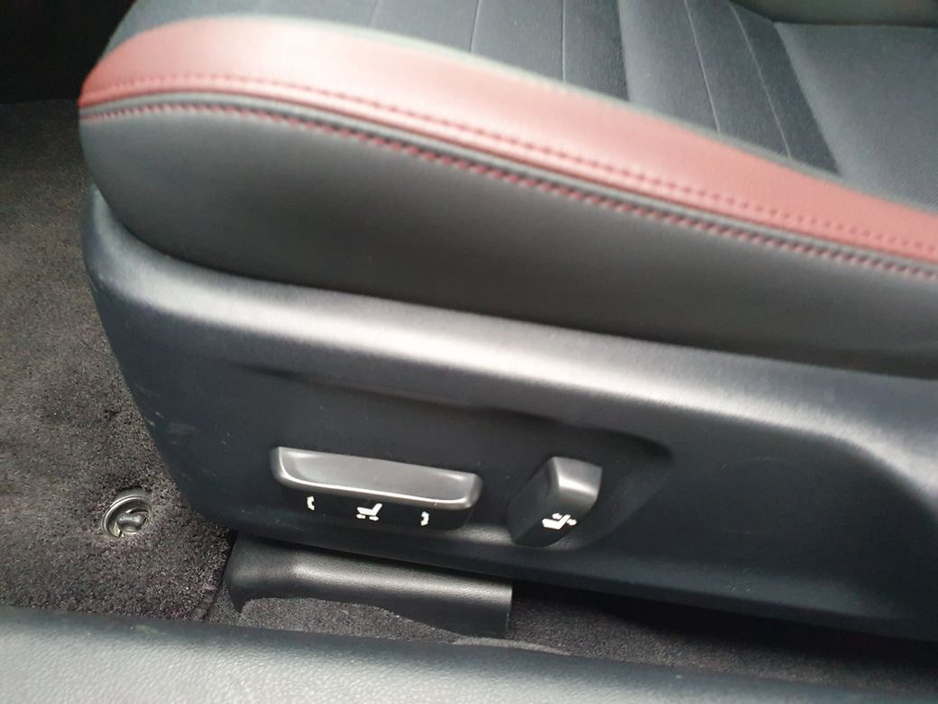 2018 Lexus IS 300 h HALF LEATHER * 2.5 SELF CHARGING HYBRID