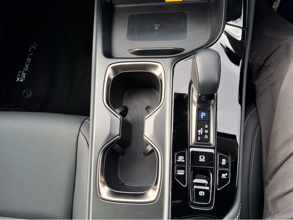 2023 Lexus NX 450 h+ - image 16