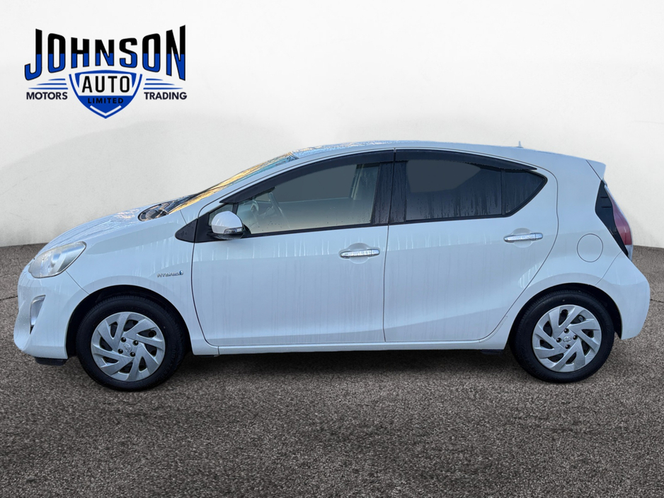 2017 Toyota Aqua 1.5 Hybrid Self Charging €12,999