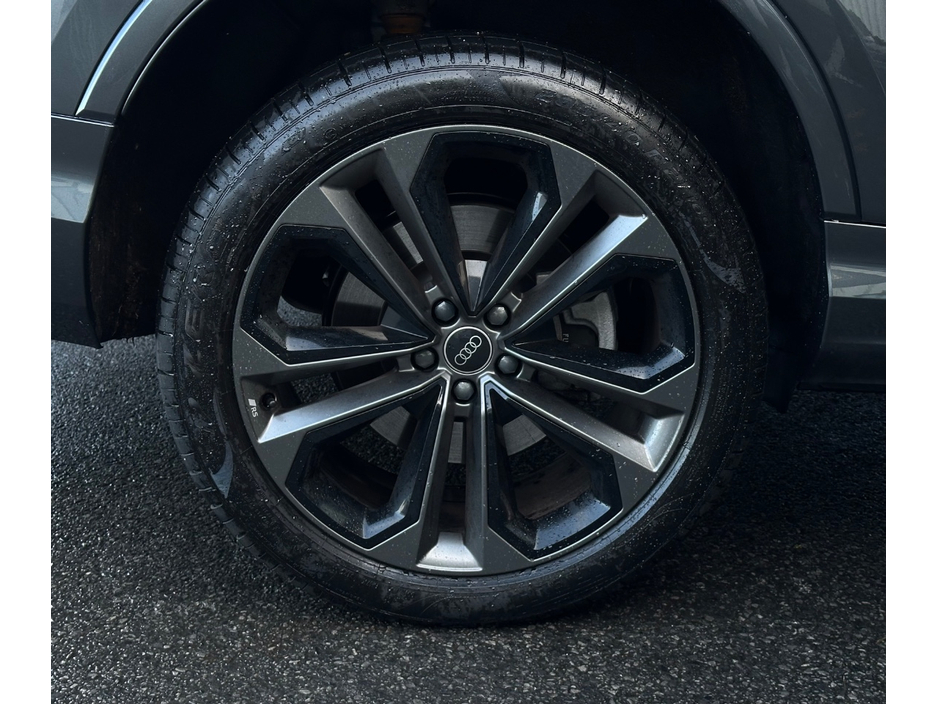 2025 Audi Q7 - image 22