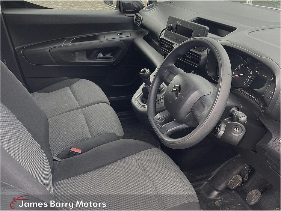 2019 Citroen Berlingo - image 9