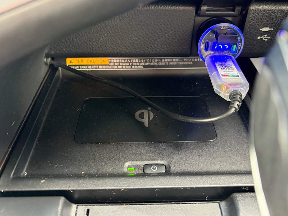 2018 Toyota Camry - image 13