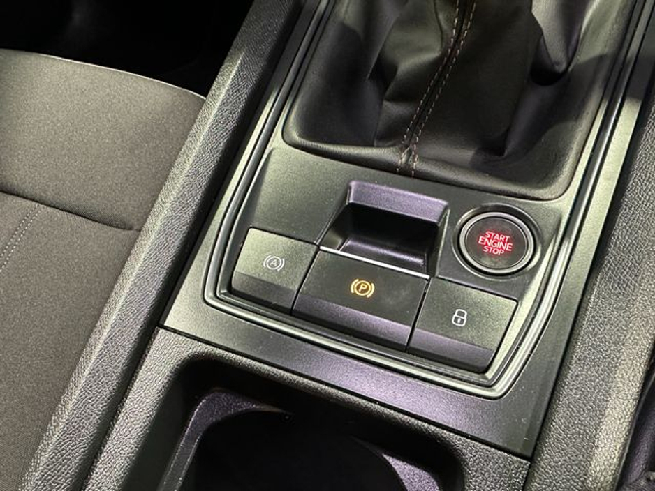 2023 Cupra Leon - image 23