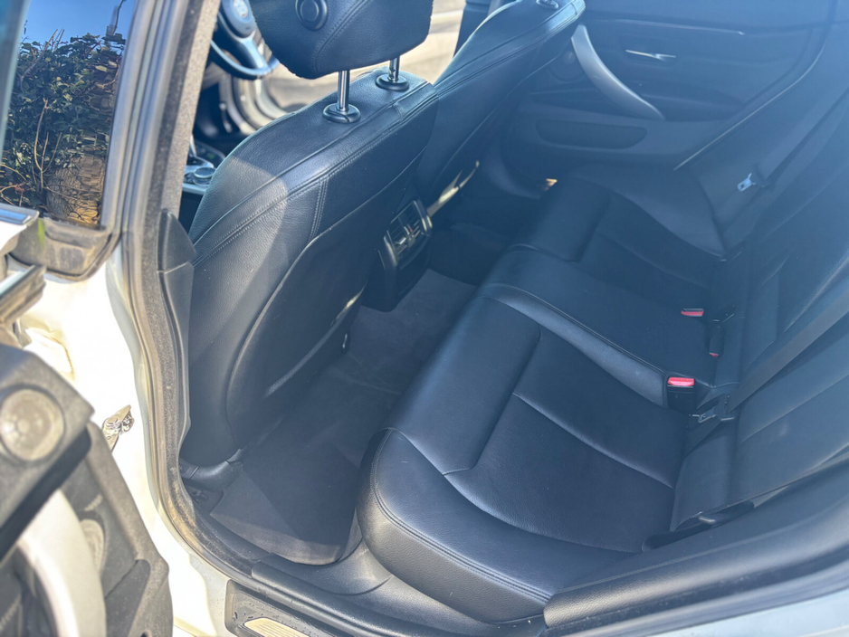 2016 BMW 4 Series - image 21