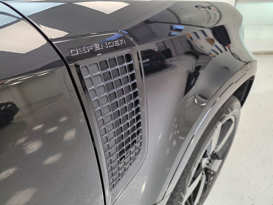 2025 Land Rover Defender *P300E HSE X-DYNAMIC*ONLY 3K MILES*AIR SUSPENSION* €106,950