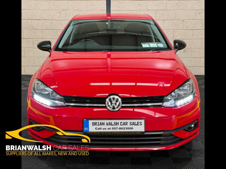 2019 Volkswagen Golf - image 3