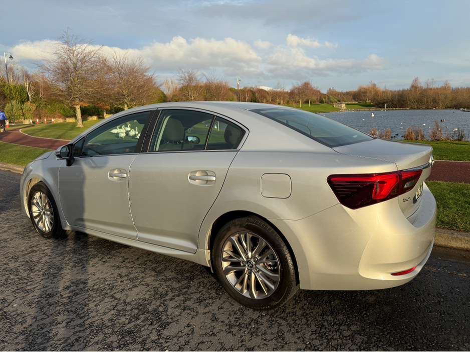 2015 Toyota Avensis 1.6 D LUNA 4DR €117,800