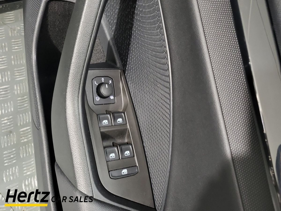 2024 Skoda Octavia - image 19