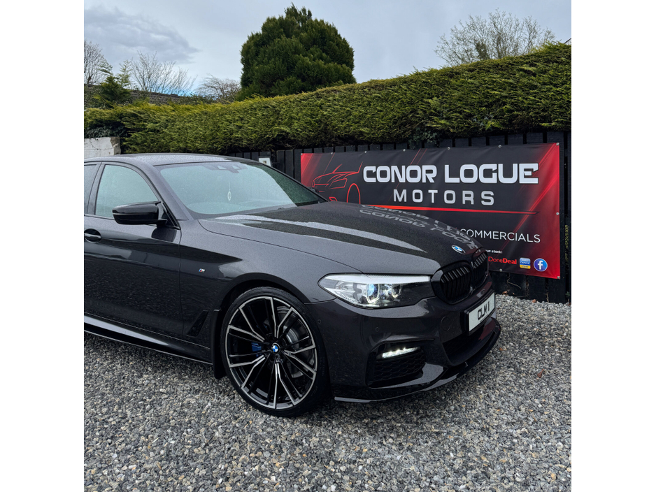 2019 BMW 5 Series - image 24