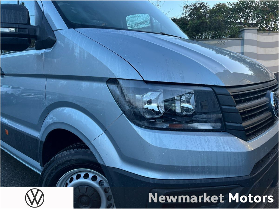 2026 Volkswagen Crafter - image 20