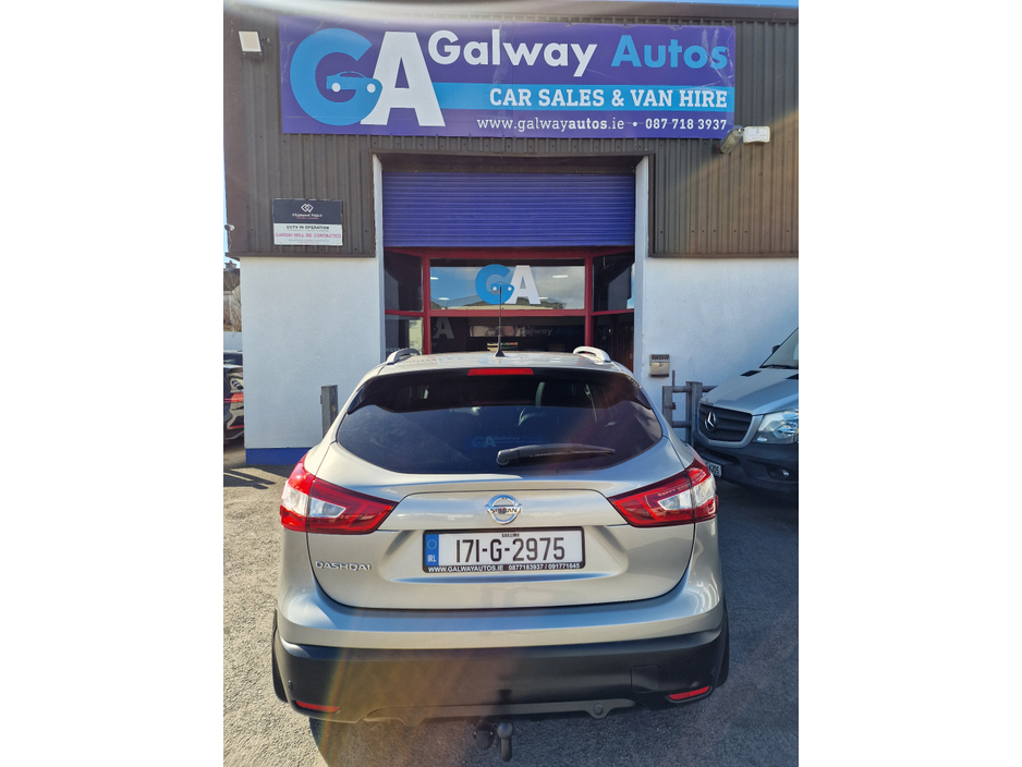 2017 Nissan Qashqai - image 13