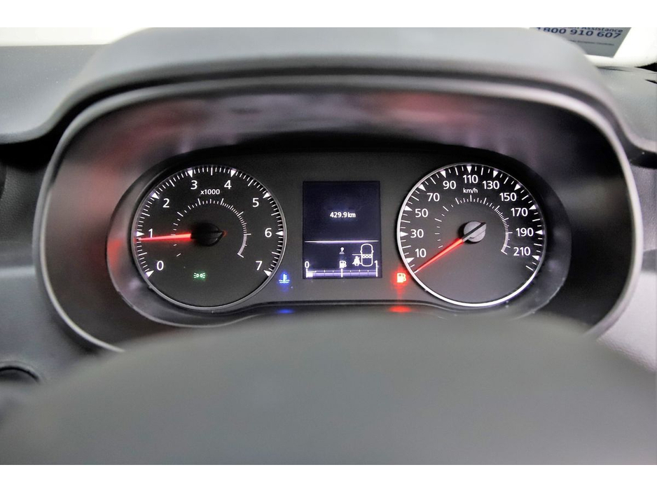 2022 Dacia Duster - image 37