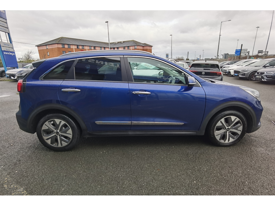 2021 Kia Niro 64KWH EV 4 PLUS **SUNROOF** - FINANCE AVAILABLE - CALL US TODAY ON 01 492 6566 OR 087-092 5525 €17,450