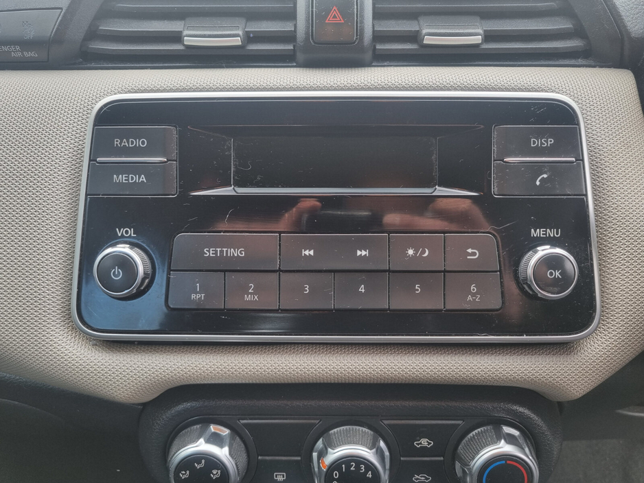 2018 Nissan Micra - image 9