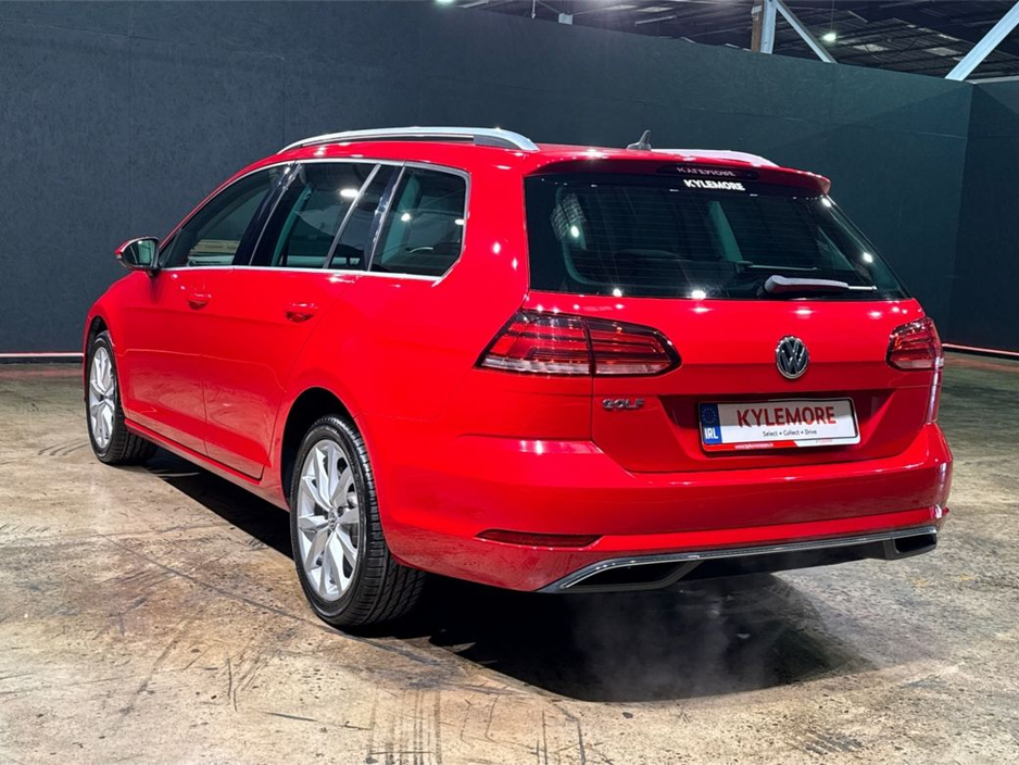 2019 Volkswagen Golf - image 5