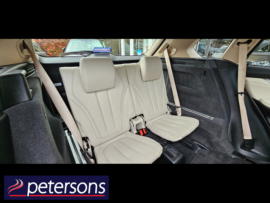 2017 BMW X5 - image 19