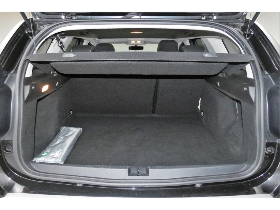 2019 Dacia Duster - image 26