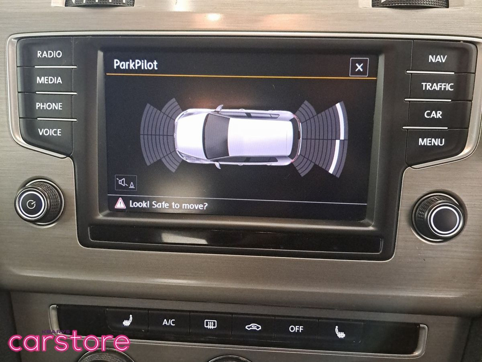 2016 Volkswagen Golf 1.6 TDI 5DR 110HP BlueMotion €15,480