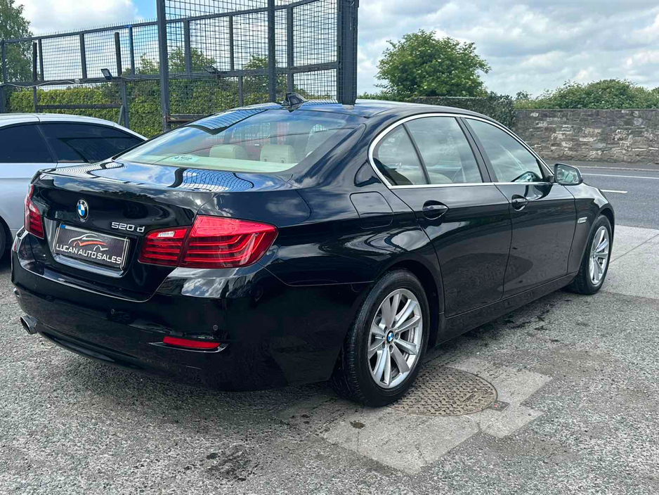 2016 BMW 5 Series - image 5